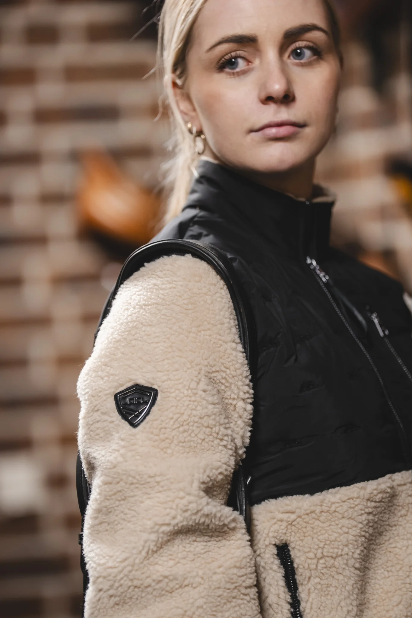 AA Lorenza Zip Through Borg Fleece - Image 3