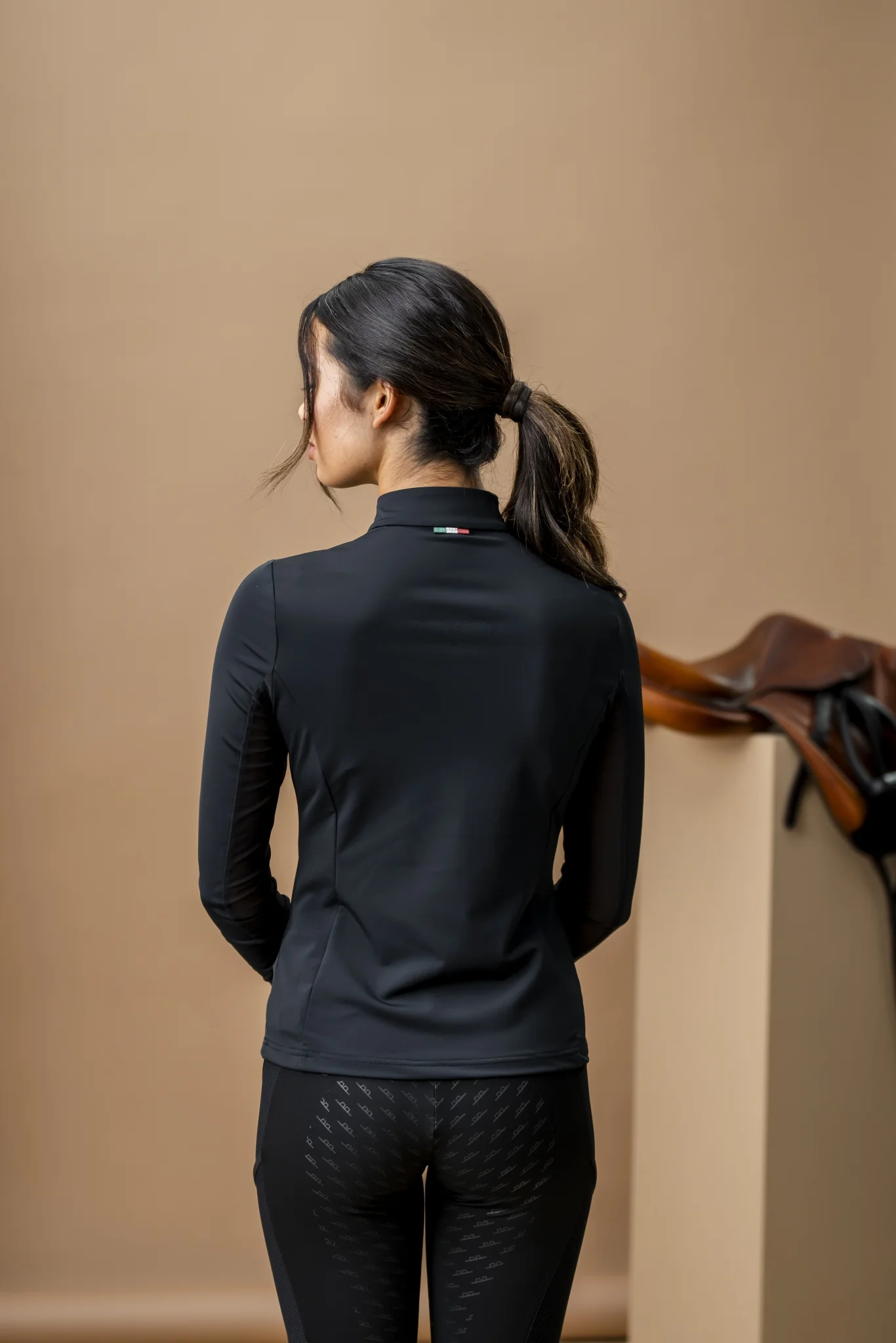 AA Sofia Sunshirt - Image 4