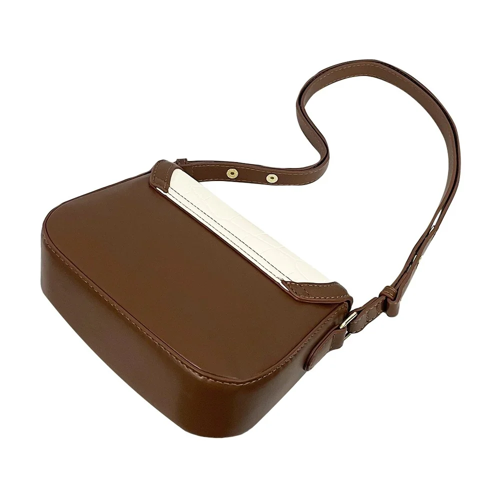 AWST Int'l Snaffle Bit Shoulder Bag - Image 6