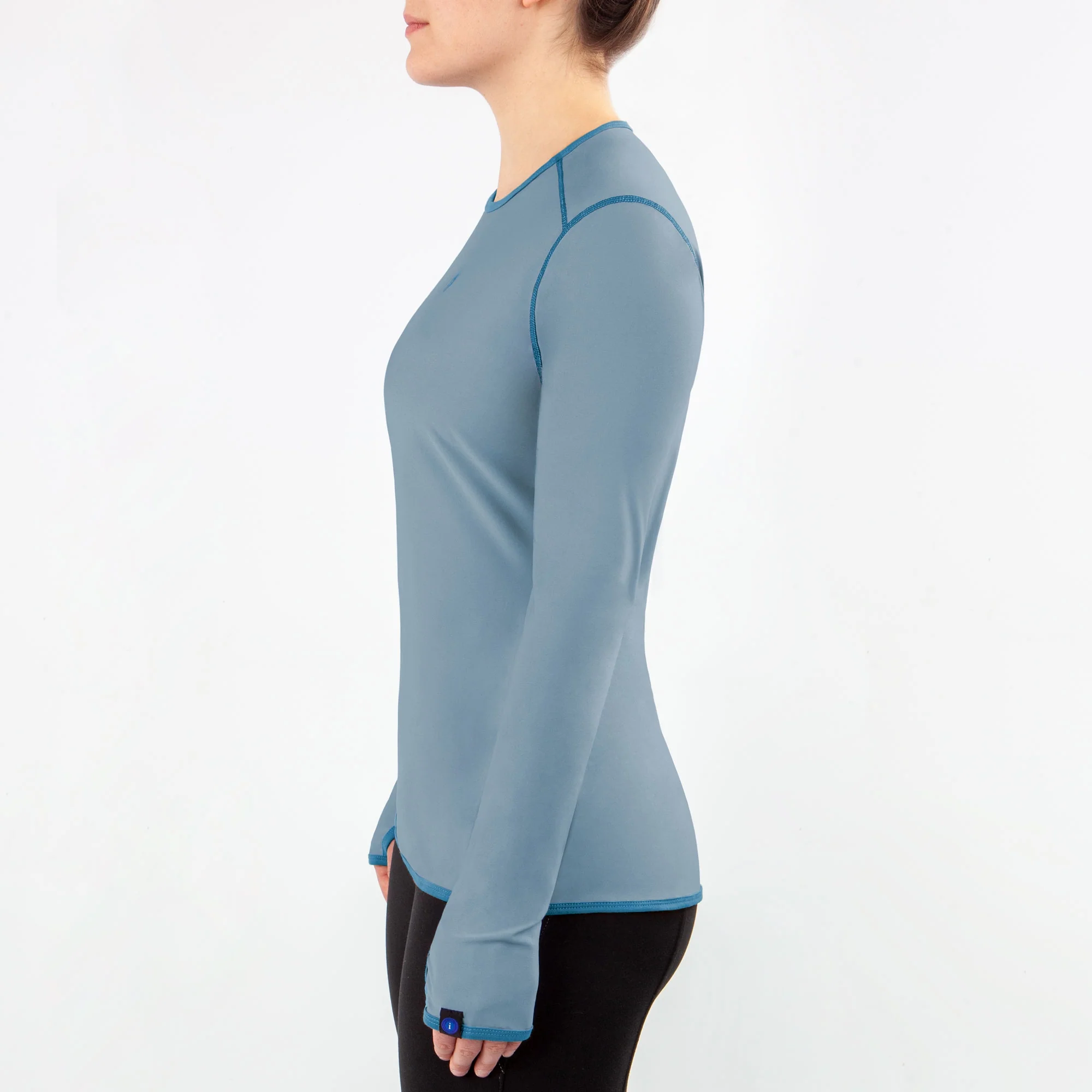 Irideon Ladies Air-Tech Baselayer Crew Shirt - Image 4