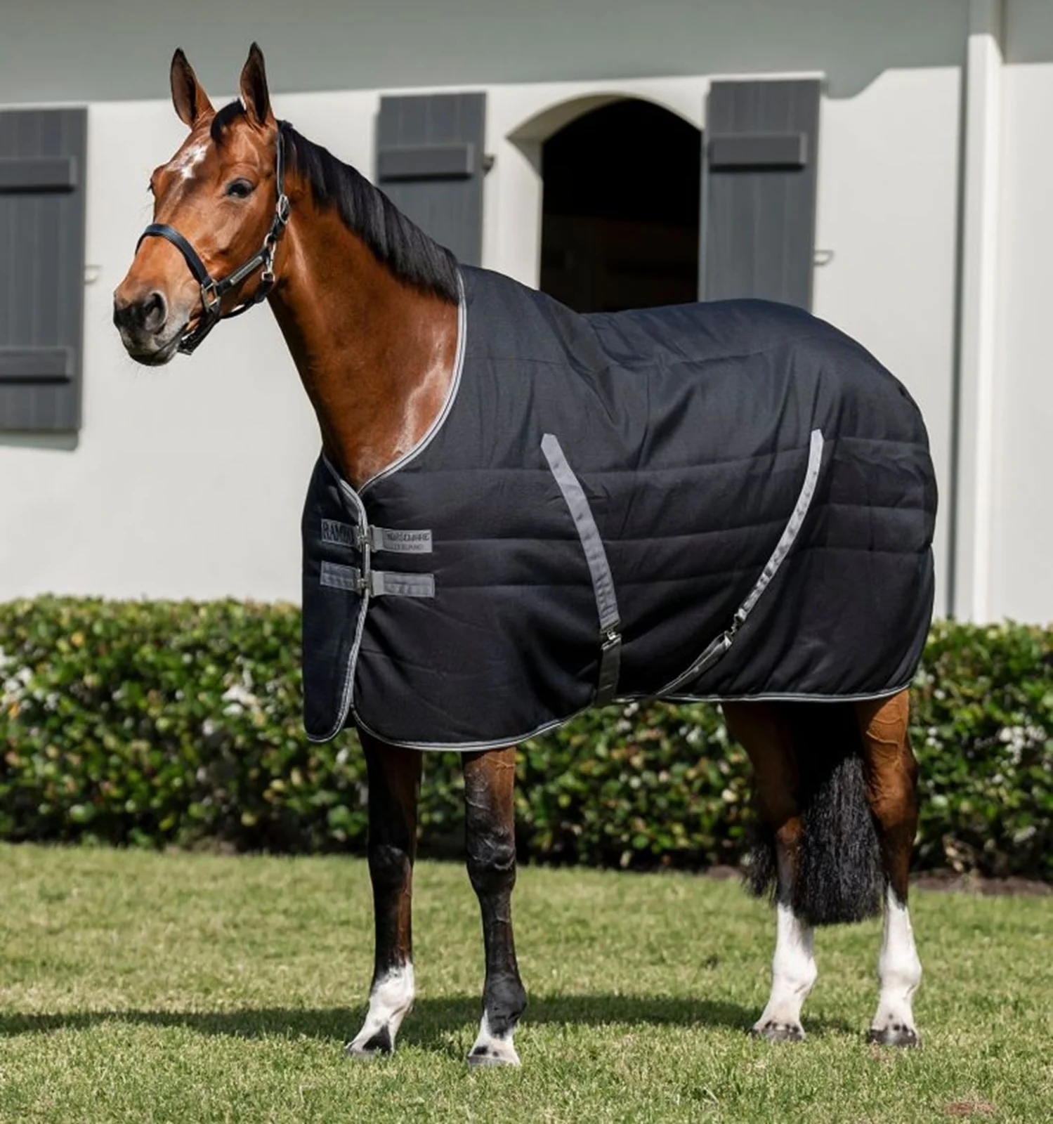 Rambo Stable 400g Embossed Lining