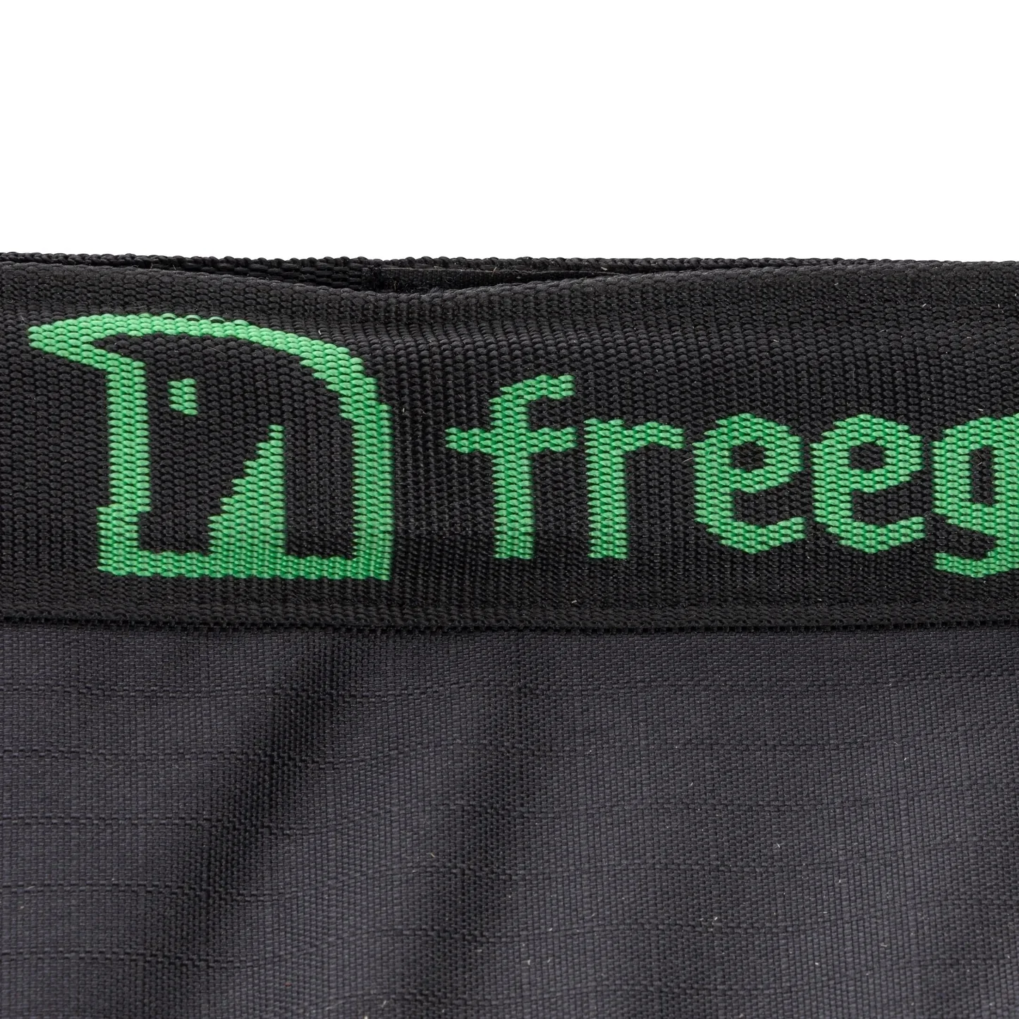 Shires FreeGraze Deluxe Web Hay Bag - Image 4